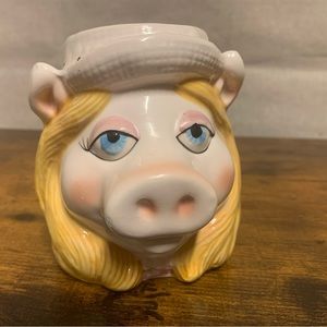 Mrs Piggy Mug by Sigma